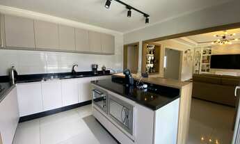 Imagem 6: CASA COM PISCINA NO CENTRO DE SANTA CRUZ DO SUL