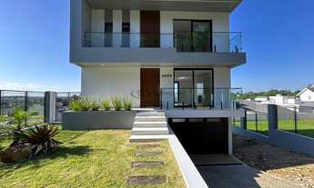 Imagem: Casa a venda no bairro Country, Imobiliária