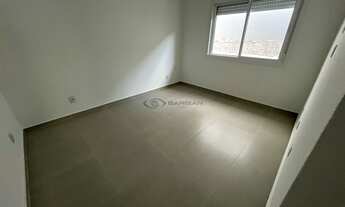 Imagem 7: Geminado com 3 quartos na João Alves