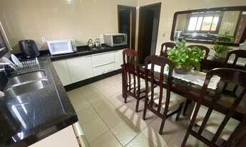 Imagem 4: Alvenaria de 4 Dormitórios com Suíte Próximo ao Centro!!