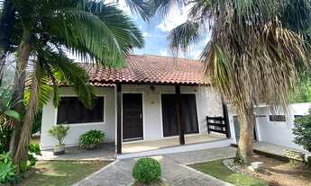 Imagem: Linda Casa com Piscina Próxima ao Centro!!