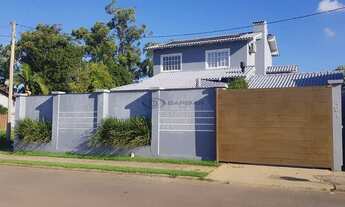 Imagem: Casa Ampla e Totalmente Reformada em Linha