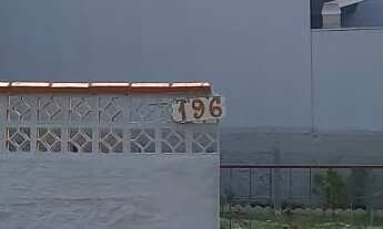 Imagem 4: CASA NO CENTRO DE BALNEARIO PICARRAS SC