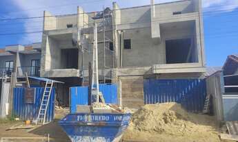 Imagem: Sobrado geminado alto