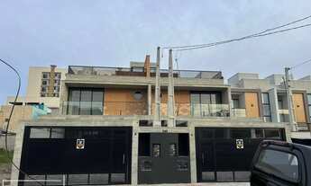 Imagem: Sobrado triplex a venda em Balneário Piçarras