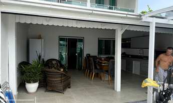 Imagem 4: Casa sobrado com area de festa em balneario picarras