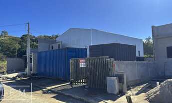 Imagem 6: Terreno pronto para construir em rua calcada