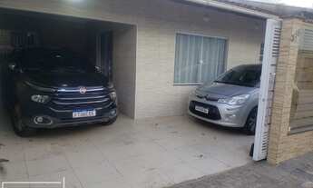 Imagem 6: Casa no centro de Balneário Piçarras SC