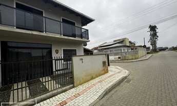 Imagem 3: Sobrado mobiliado próximo do mar em Balneário Piçarras Sc