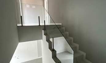 Imagem 5: SOBRADO ALTO PADRAO PERTO MAR