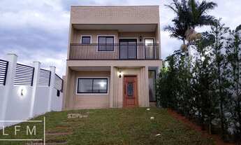 Imagem: Casa sobrado com vista para o mar