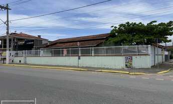 Imagem 3: Casa de esquina mobília a venda Balneário Piçarras SC