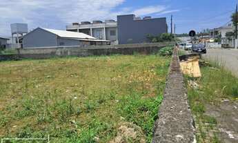 Imagem: Terreno pronto para construir, dois terrenos