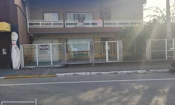 Imagem: Casa frente avenida a venda