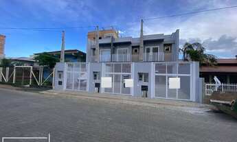 Imagem: Lindo Sobrado próximo da praia em Balneário