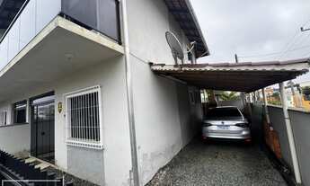 Imagem 4: Sobrado mobiliado próximo do mar em Balneário Piçarras Sc