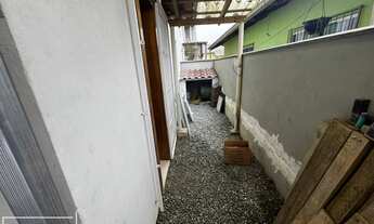 Imagem 7: Sobrado mobiliado próximo do mar em Balneário Piçarras Sc