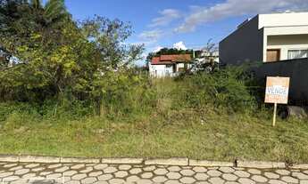 Imagem 2: Terreno em rua pavimentada em Balneário Piçarras SC