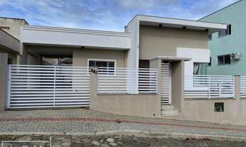 Imagem: Casa perto do mar