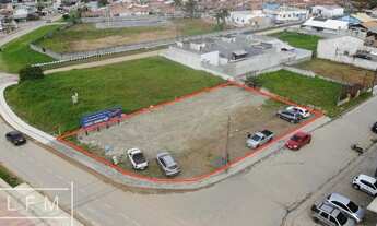 Imagem: Terreno de esquina para locacao anual