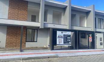 Imagem 4: Sobrado geminado proximo do mar