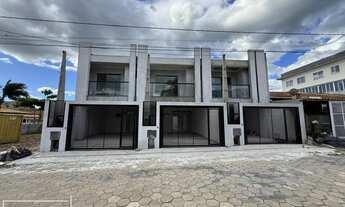 Imagem 2: Sobrado proximo do mar