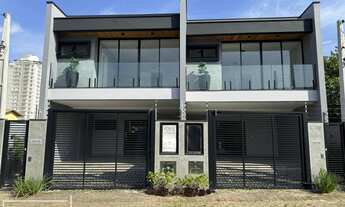 Imagem: Sobrado de Alto Padrão Perto do mar