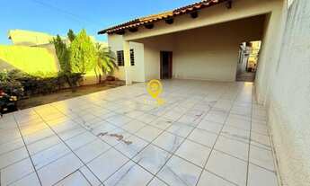Imagem 3: ALUGA - Casa 3 quartos com 1 suíte - Bairro Residencial porto seguro - Goiânia