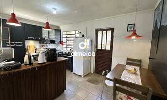 Imagem 6: Excelente casa com amplo terreno