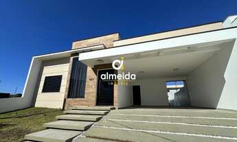 Imagem: Maravilhosa casa pronta para morar em condomínio