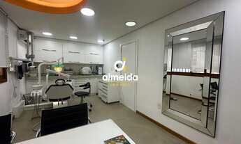 Imagem 4: Sala com equipamentos de dentista