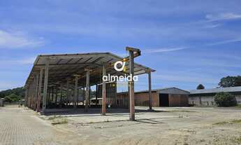 Imagem: Área comercial com 3.667m² de área construída