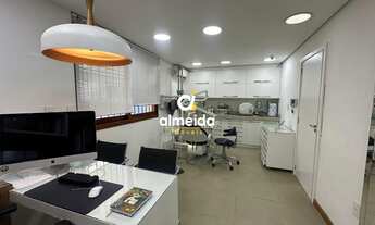 Imagem 2: Sala com equipamentos de dentista