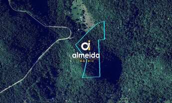 Imagem 2: Realize seu sonho com essa linda área de lazer com morros e área verde em Silve