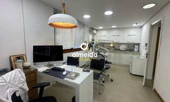 Imagem 3: Sala com equipamentos de dentista