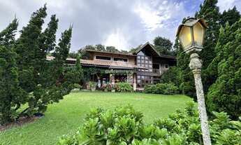 Imagem: Sítio com barragens, muita água e natureza