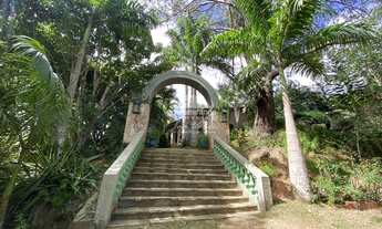 Imagem 4: Sítio com casa de 300 m² de área construída, suíte master e uma banheira hidroma