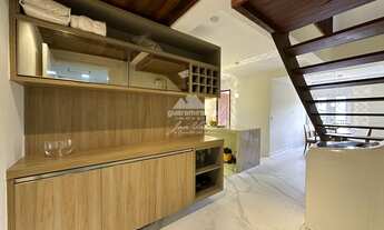 Imagem 4: Apartamento de 135 m² na cobertura, varanda com ofurô e cascata com vista para o