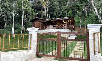 Imagem: Chalé com 120 m², em um terreno de 1.000