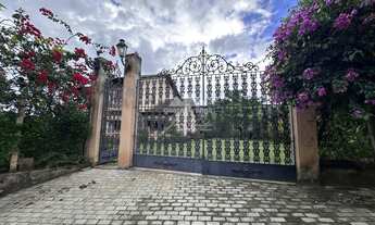 Imagem 2: Chárara com 335 m², 04 suítes, vista panorâmica e suíte com mezanino em Mulungu