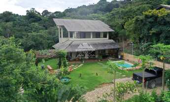 Imagem 7: Casa em condomínio informal com 3 quartos sendo 2 suítes, piscina aquecida e lar