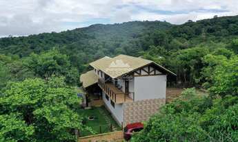 Imagem 4: Casa em condomínio informal com 4 suítes, piscina aquecida e lareira em Mulungu