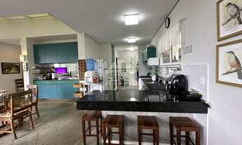 Imagem 7: Sítio em meio a floresta projetada pelo arquiteto Fausto Nilo em Pacoti/CE