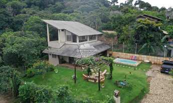 Imagem 4: Casa em condomínio informal com 3 quartos sendo 2 suítes, piscina aquecida e lar