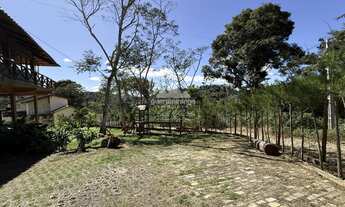 Imagem 6: Casa de 400m² em condomínio com 4.000m² de área de terreno com piscina