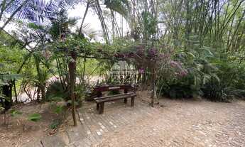 Imagem 2: Sítio com casa de 300 m² de área construída, suíte master e uma banheira hidroma