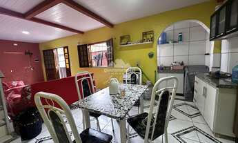 Imagem 6: Casa duplex ficando a 450 da praça de gastronomia do centro de Guaramiranga