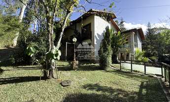 Imagem: Casas dentro de condomínio com deck a 2,6