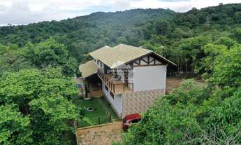 Imagem 3: Casa em condomínio informal com 4 suítes, piscina aquecida e lareira em Mulungu