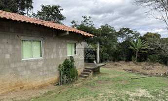 Imagem 2: Venda de casa para reforma em Guaramiranga – ótima localização